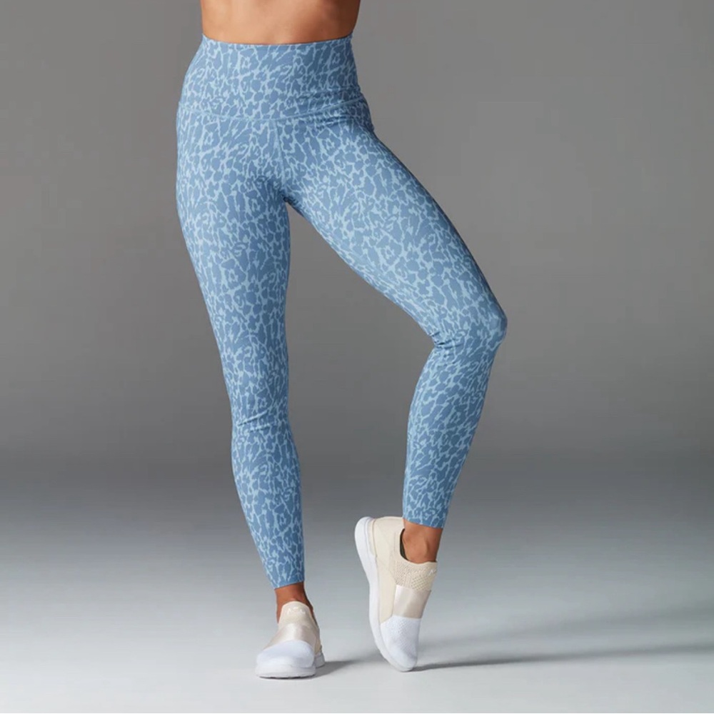 Tavi NWT High Waisted Leggings Tights in Sky Wildcat Blue